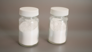 Nanoanorganisches Material und antibakterielles Silberionen-Verbundmittel für Beschichtungen